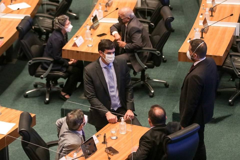 1ª sessão ordinária da CLDF após retomada do trabalho presencial