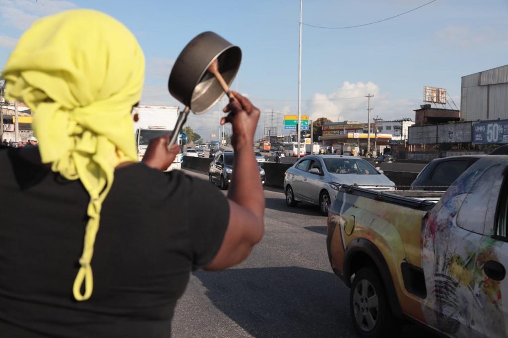 Manifestação combustíveis Avenida Brasil