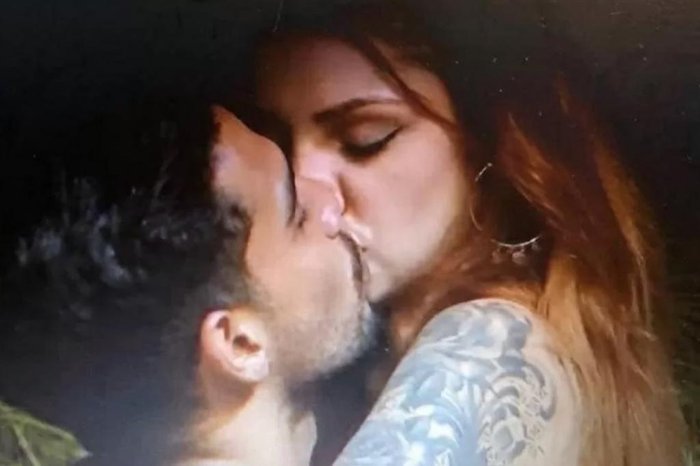 Cena de sexo do brincando com fogo