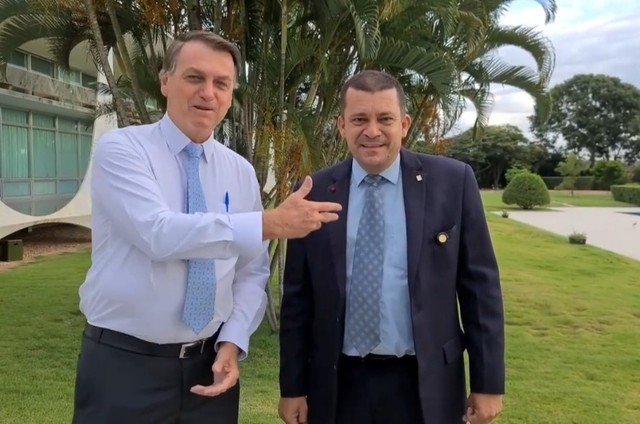Moraes Bolsonaro e Assessor