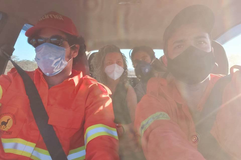 brigadistas voluntários se arriscam e viram noites no combate ao fogo na chapada dos veadeiros