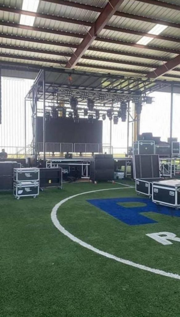 palco do showde gusttavo lima nos estados unidos