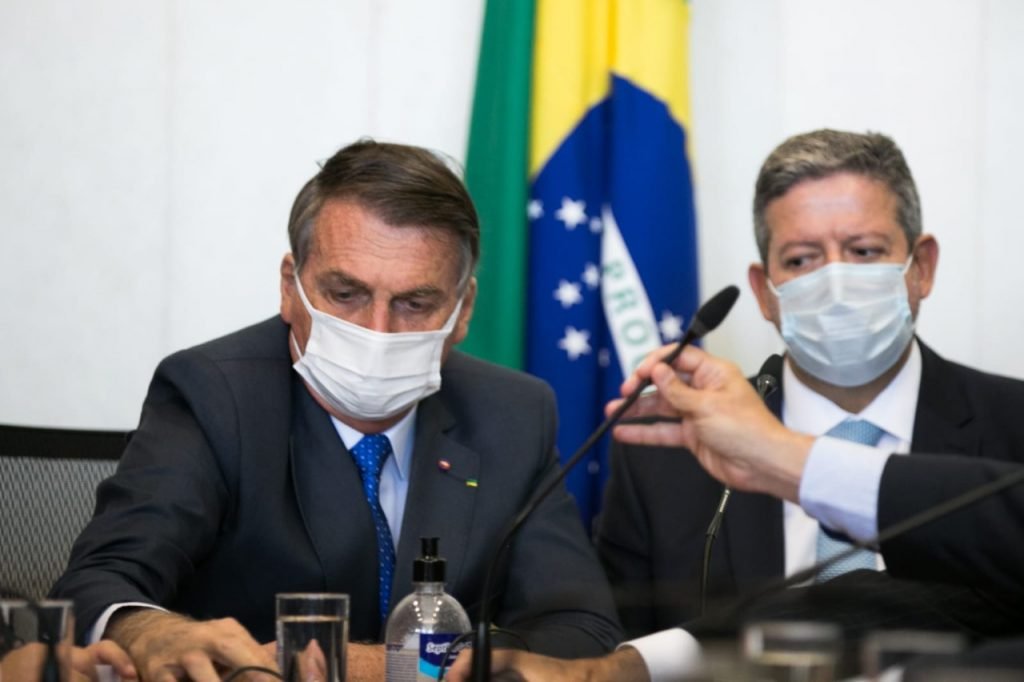 Bolsonaro sobre o Bolsa Família: “É uma briga com a Economia” | Metrópoles