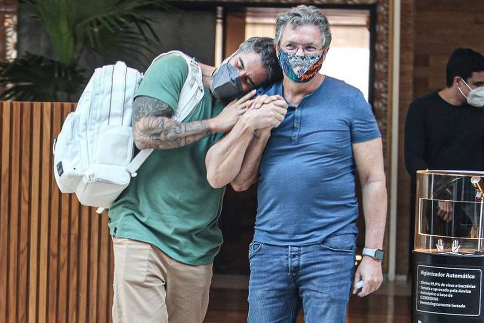 Marcos Mion e Boninho