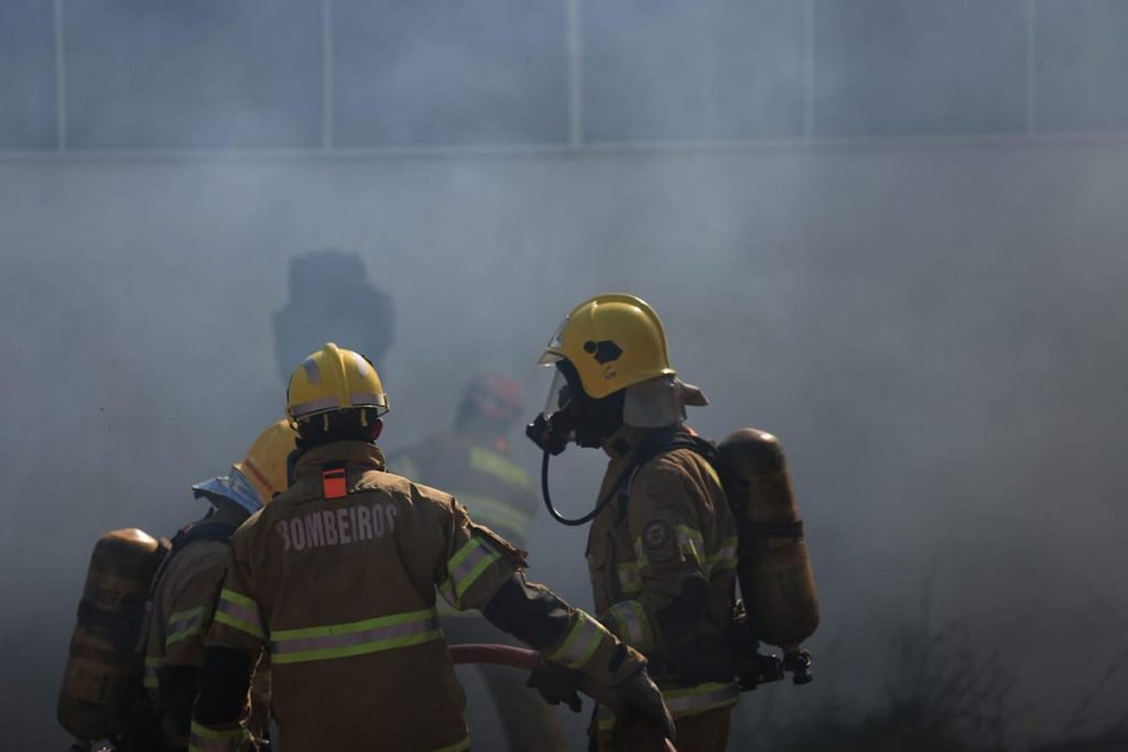 Incêndio em supermercado de Brasília chama a atenção Rafaela Felicciano Metropoles6