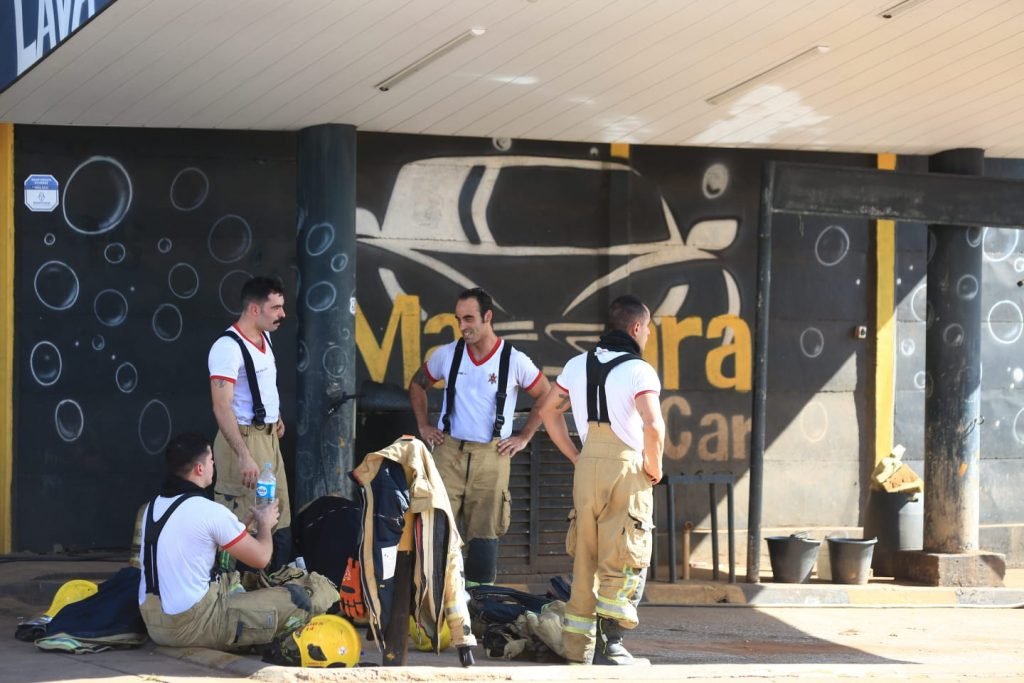 Incêndio em supermercado de Brasília chama a atenção