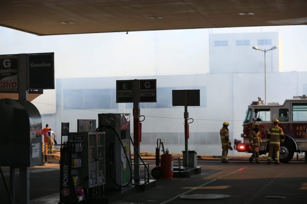 Incêndio em supermercado de Brasília chama a atenção