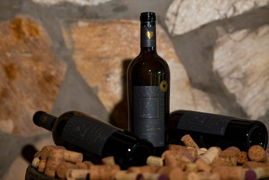 garrafa de vinho tinto