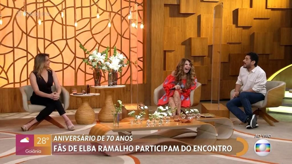 Fátima passa m al e nçao apresenta