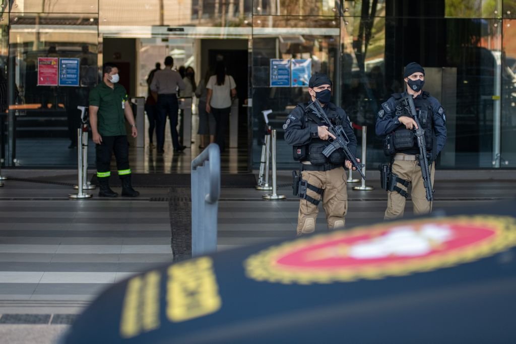 Promotores do Ministério Público do Distrito Federal e Territórios (MPDFT) deflagraram operação na presidência do Iges-DF no prédio PO 700 brasilia df 20