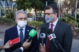Ministro da Saúde, Marcelo Queiroga e o ministro de Relações Exteriores, Carlos França