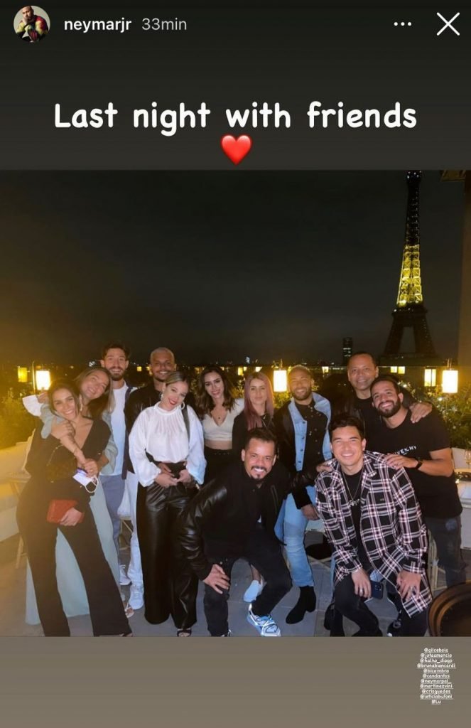 Neymar e Bruna Biancardi com amigos em paris