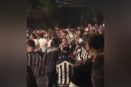 Torcedores atlético mineiro aglomeração