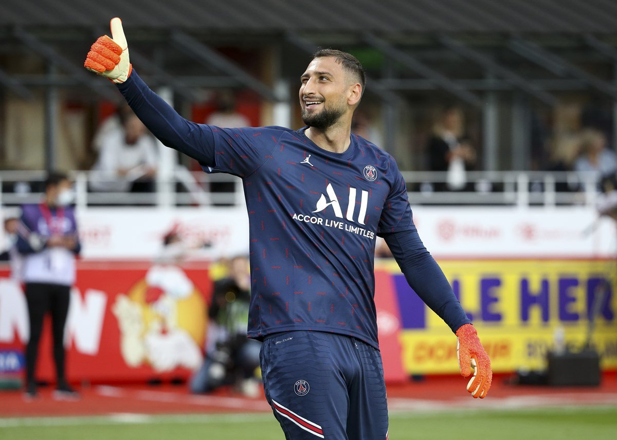 Donnarumma é eleito o melhor goleiro do mundo pela France Football