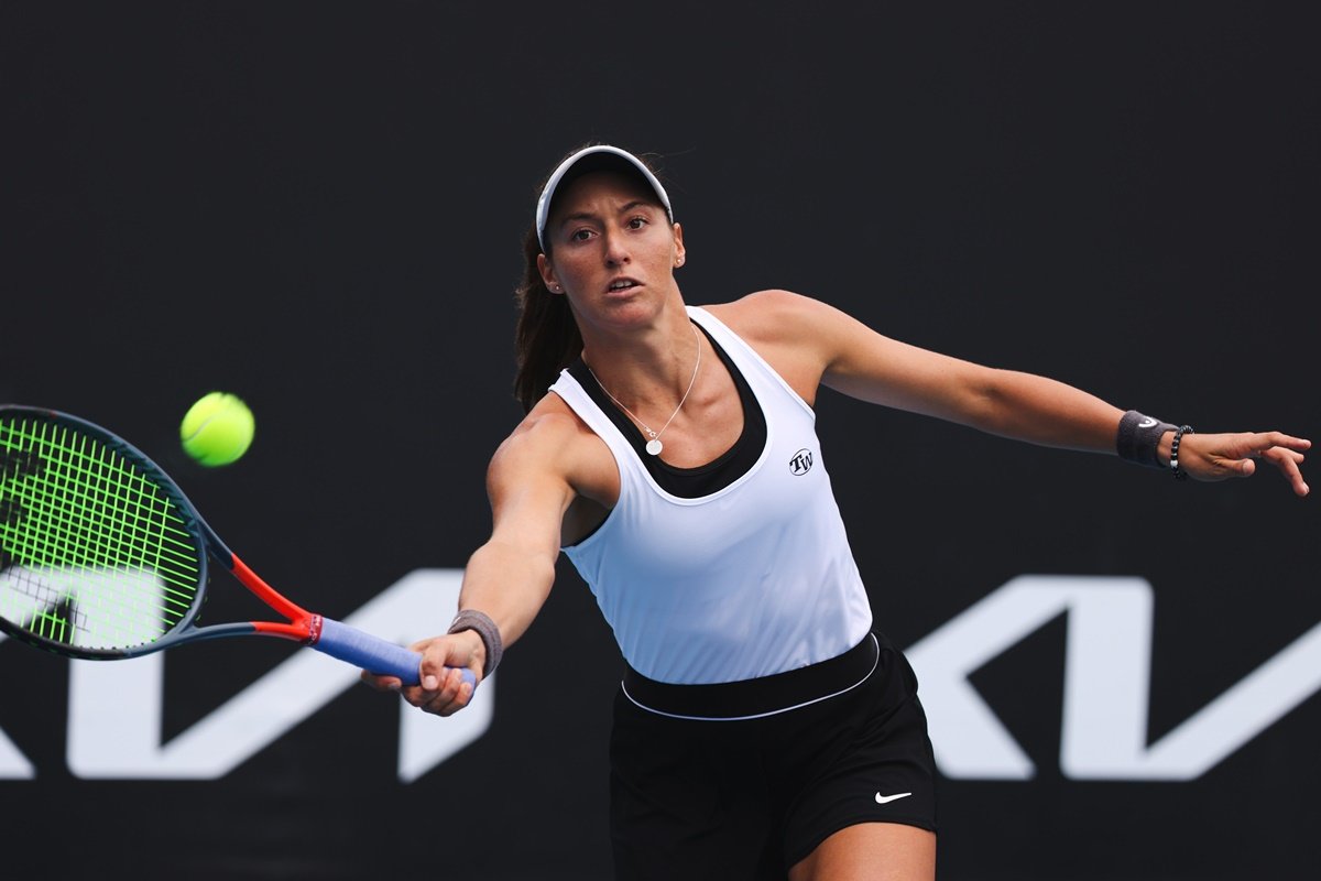 Luisa Stefani vence torneio feminino de duplas do WTA 1000 em