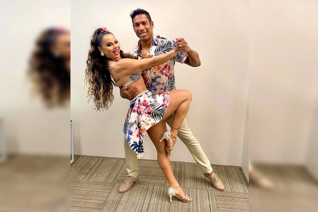 Viviane Araújo e Rodrigo no Super Dança dos Famosos