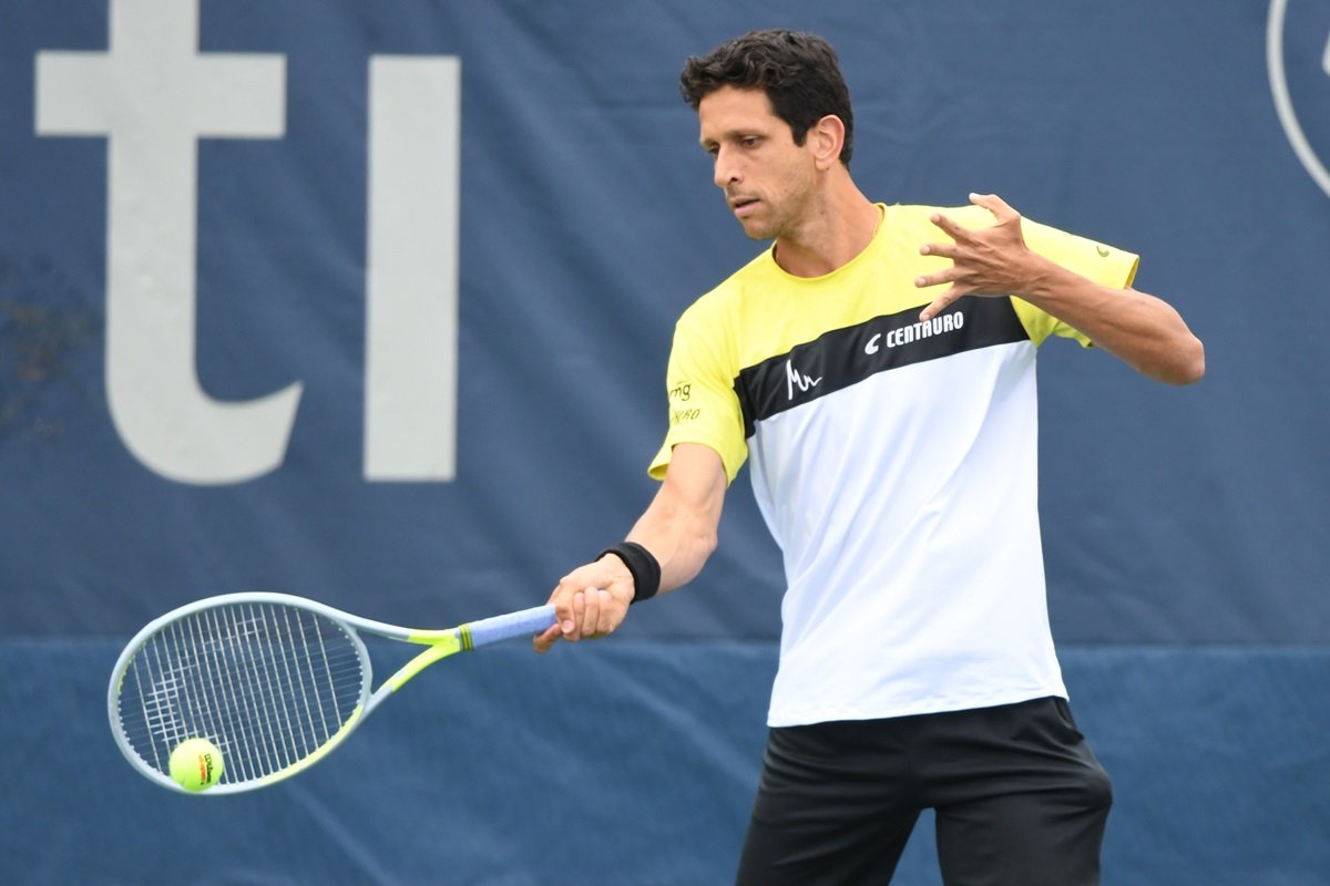 Luisa Stefani e Marcelo Melo são campeões nas duplas em torneios