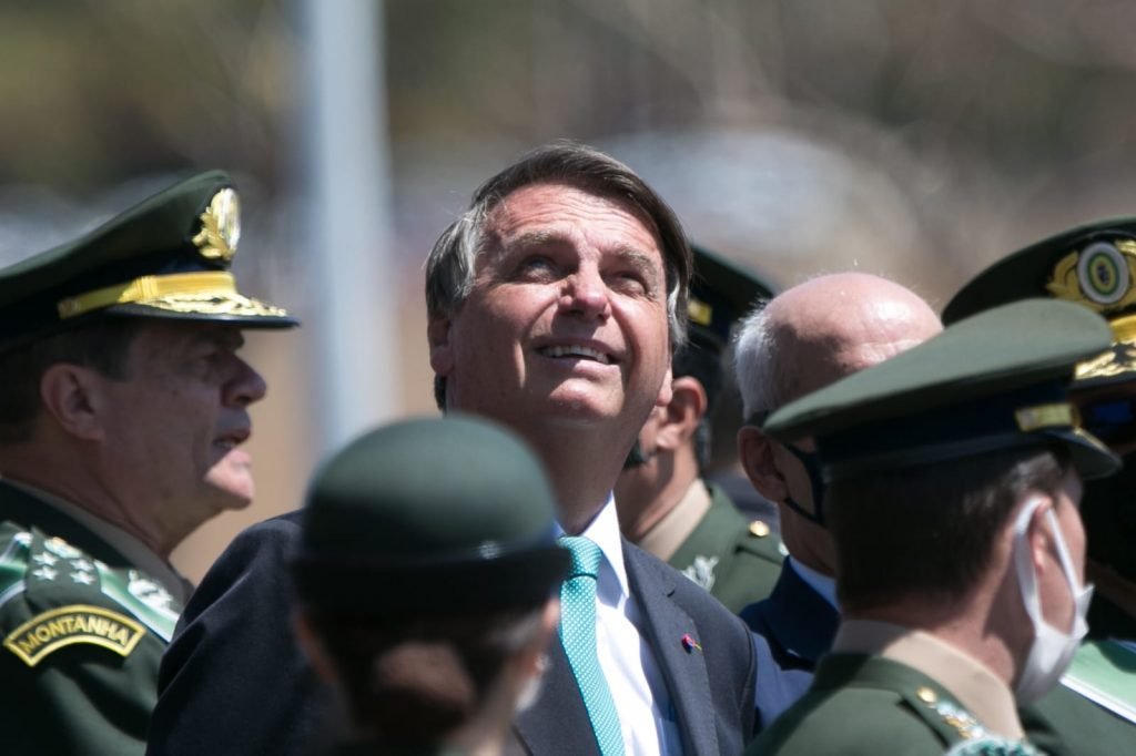 Cerimônia de comemoração do dia do soldado no Quartel General do Exército agenda bolsonaro militares 15