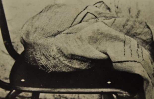 Saco contendo a cápsula do Césio levada por Maria Gabriela à Vigilância Sanitária