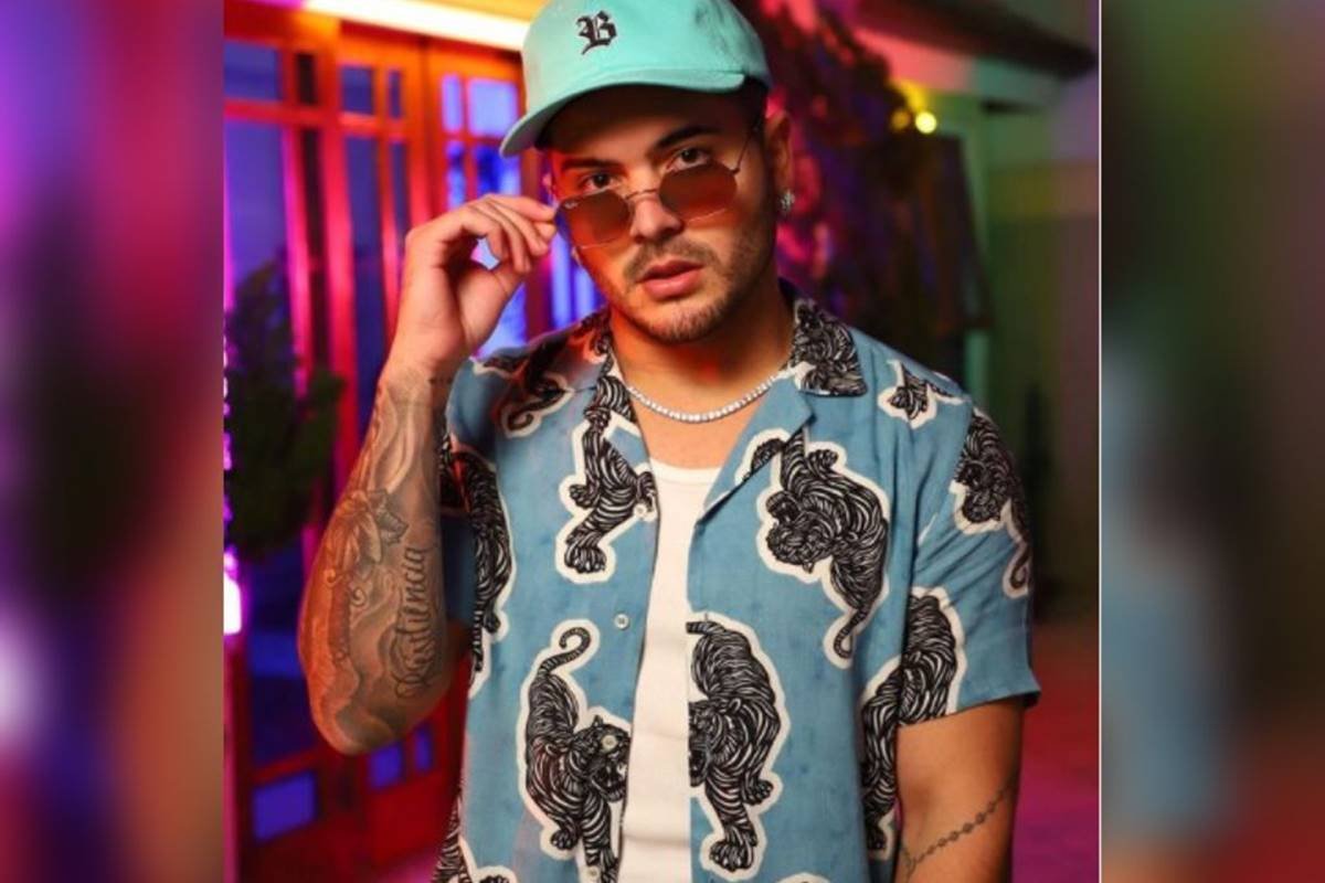 Brindou Virou MC Matheuzinho Mila E Naiara Azevedo Fazem Clipe Juntos 