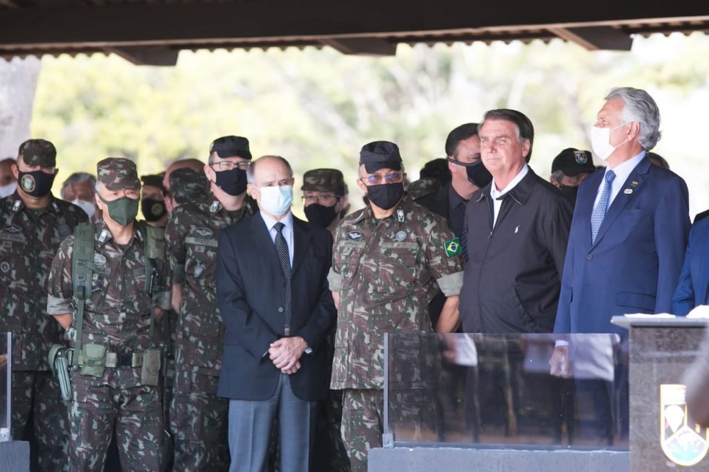 Presidente Jair Bolsonaro participa da solenidade de Passagem de Comando do Comandante de Operações Especiais em Goiania