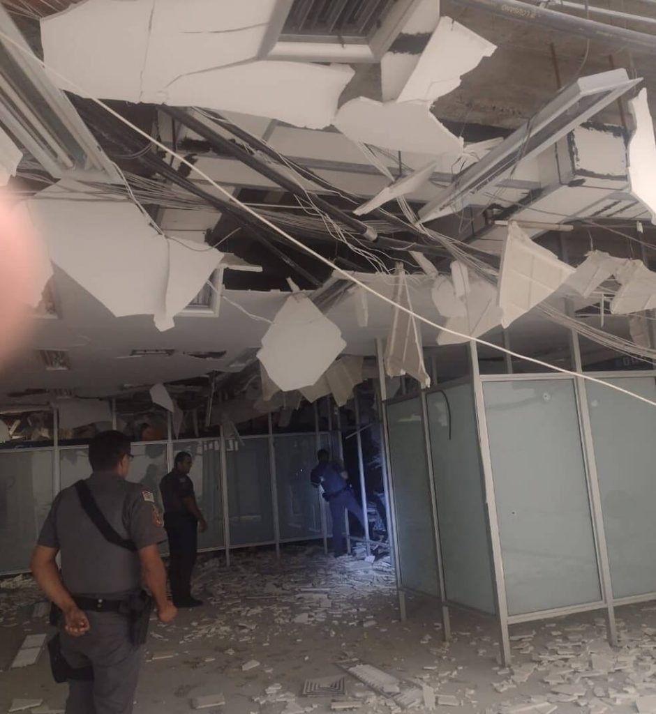 Agência da Caixa Econômica Federal ficou destruída após ataque em Araçatuba (SP) (1)