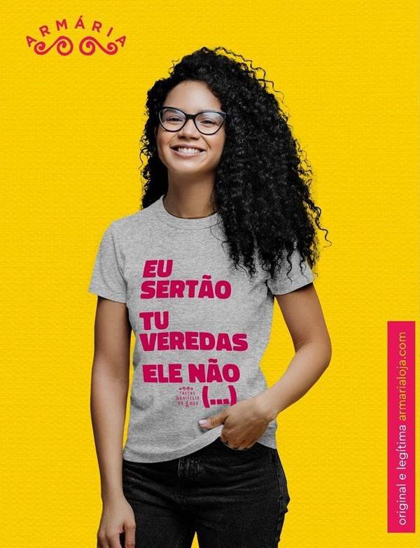 Camiseta da loja Armária