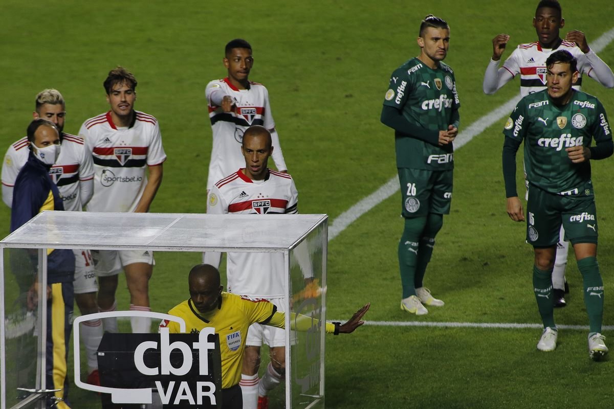 São Paulo terá três rodadas seguidas com clássicos, na primeira