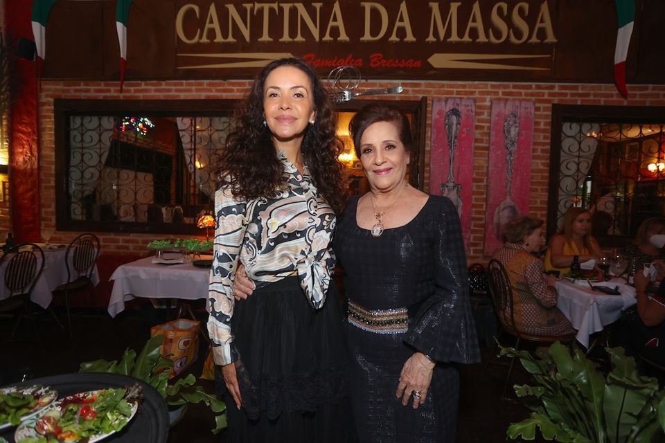 Claudia Meireles e Lúcia Itapary
