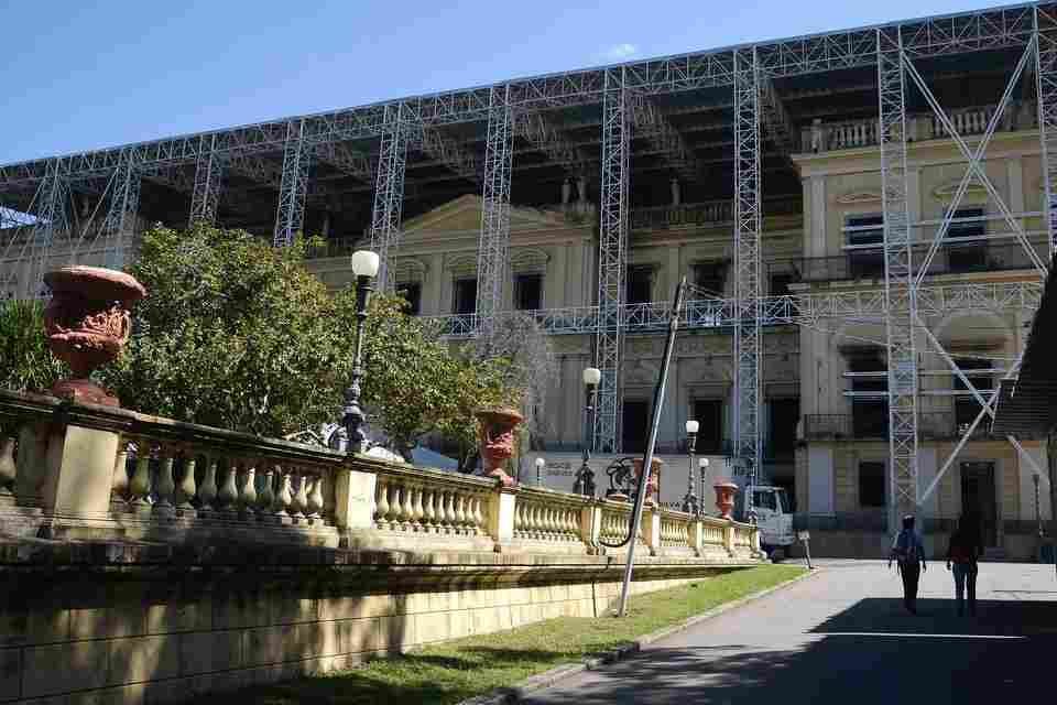 “Esperança”: 4 Anos Após Incêndio, Museu Nacional Reinaugura Fachada ...