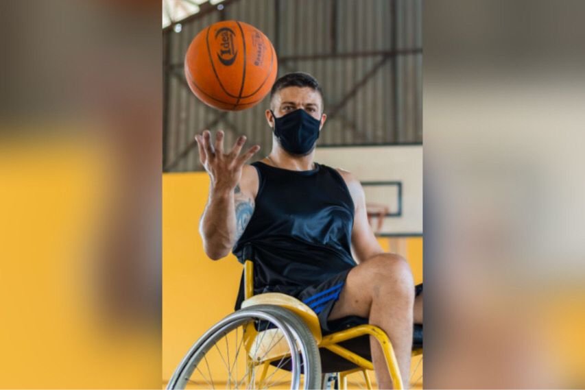 Ciclista acidente ferido Goias