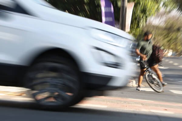 ciclista acidente ferido goias