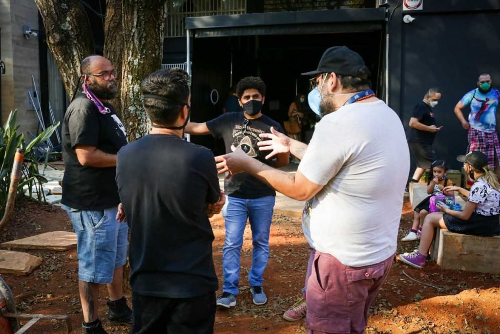 Lançamento do livro ZIP na Loja de discos Marcondes & Co