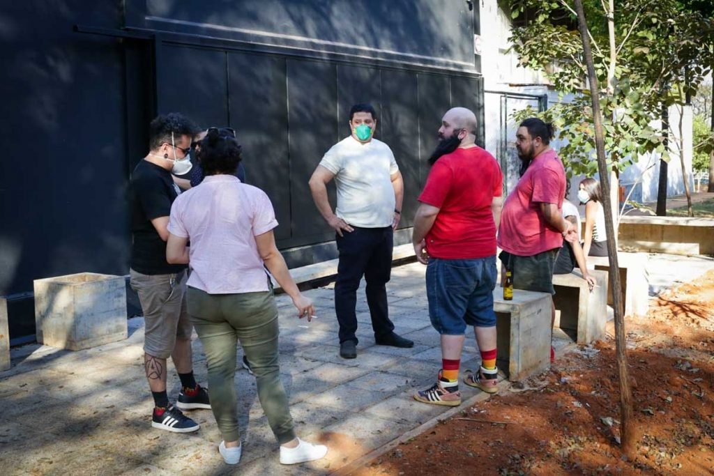 Lançamento do livro ZIP na Loja de discos Marcondes & Co