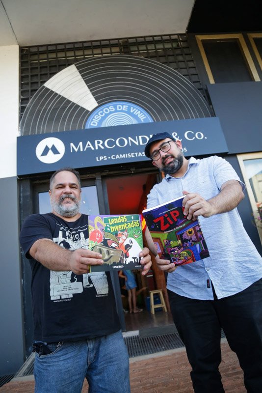 Lançamento do livro ZIP na Loja de discos Marcondes & Co