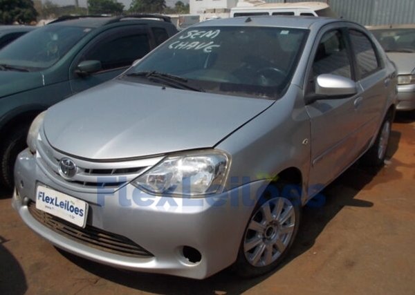 carro leilão Detran 10/2021