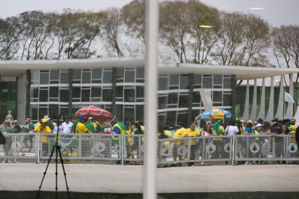 Movimentação de bolsonaristas na Esplanada dos Ministérios. A via está fechada para as manifestações de 7 de setembro 6