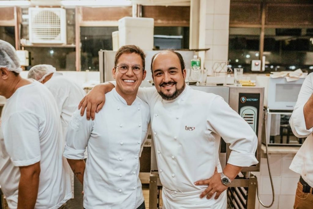 Thiago Paraiso e Marcelo Petrarca (2)