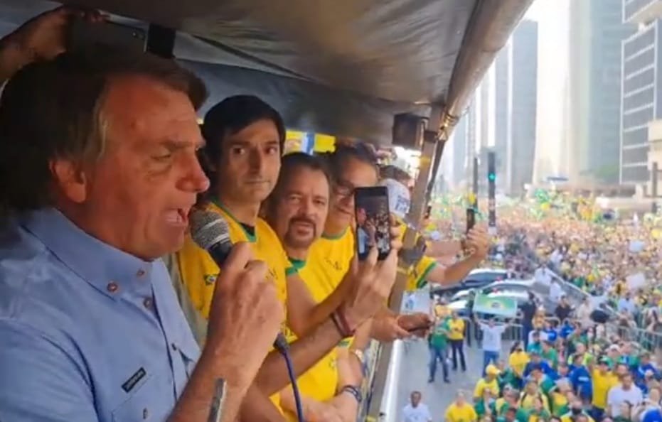 Veja o que Bolsonaro já disse em cima de um trio elétrico na Paulista
