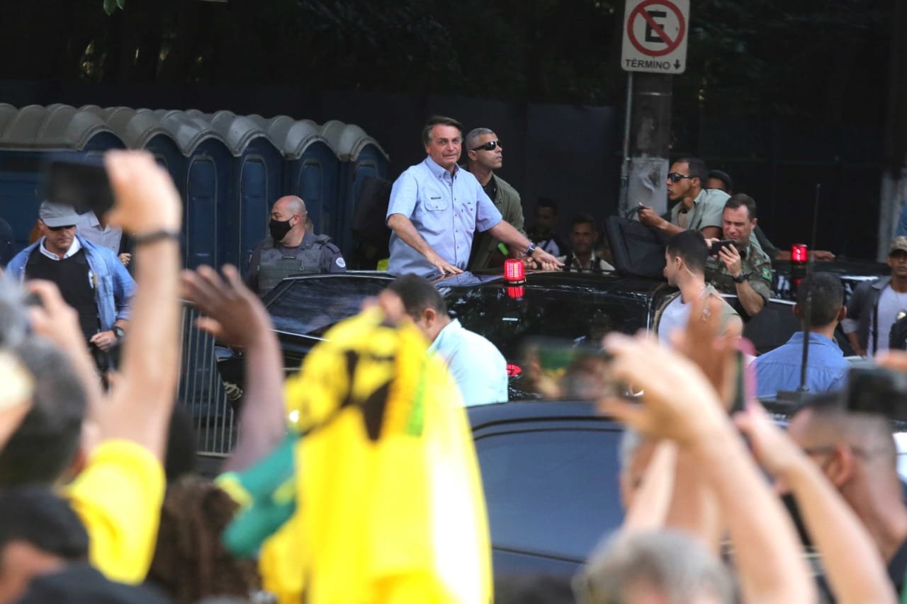 Recuo de Bolsonaro mostra fraqueza, mas ataques voltarão