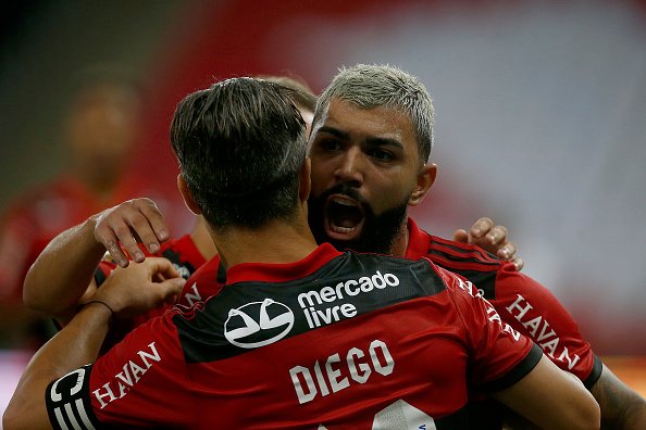 Prefeitura libera público em jogos do Flamengo com vacinação e testes  obrigatórios