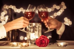 Casal dá calote de R$ 42 mil em restaurante após jantar de casamento