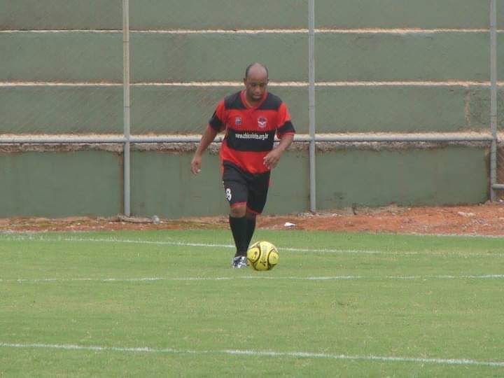 Carlos Augusto, presidente e jogador da Velha Guarda Guariroba.