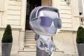 Estatueta de Karl Lagerfeld em NFT