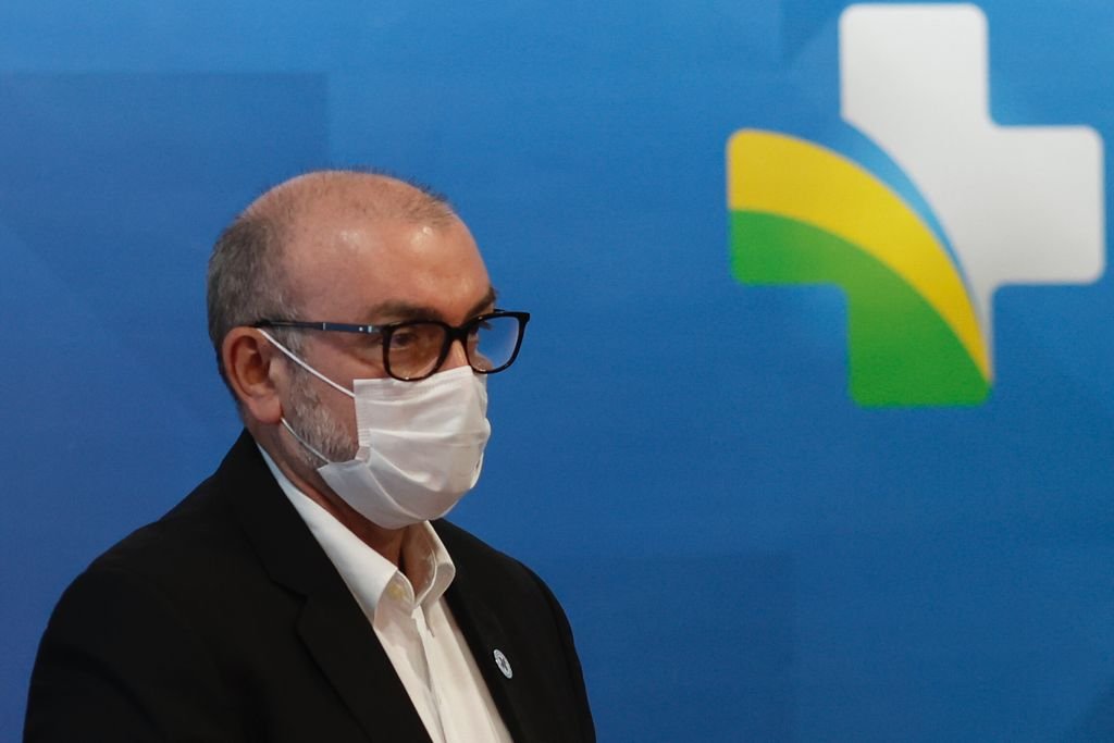 Ministro Marcelo Queiroga fala da suspensao da vacina contra Covid da empresa Pfizer para adolescentes, em coletiva de imprensa no Ministério da Saúde