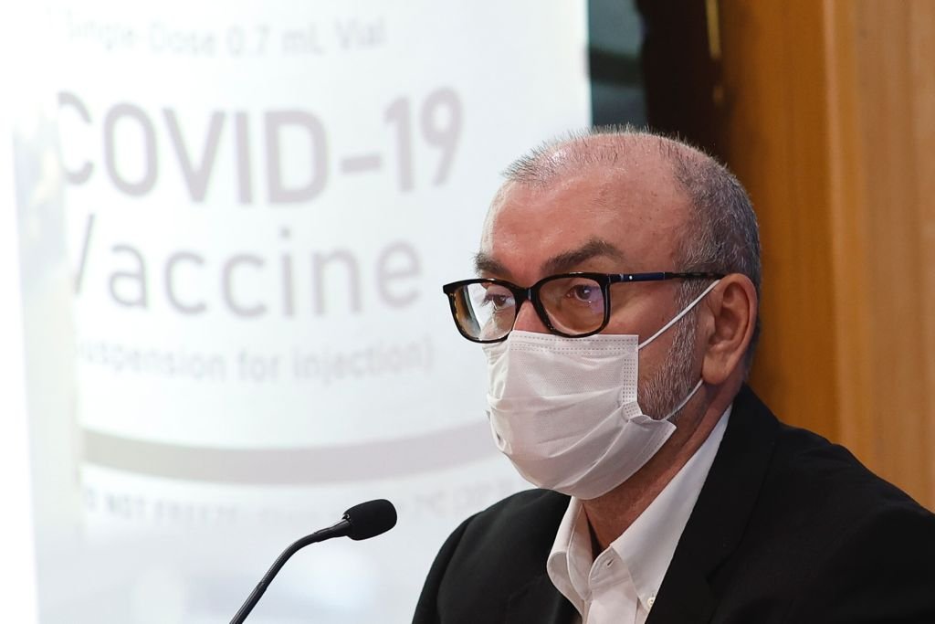 Ministro Marcelo Queiroga fala da suspensao da vacina contra Covid da empresa Pfizer para adolescentes, em coletiva de imprensa no Ministério da Saúde