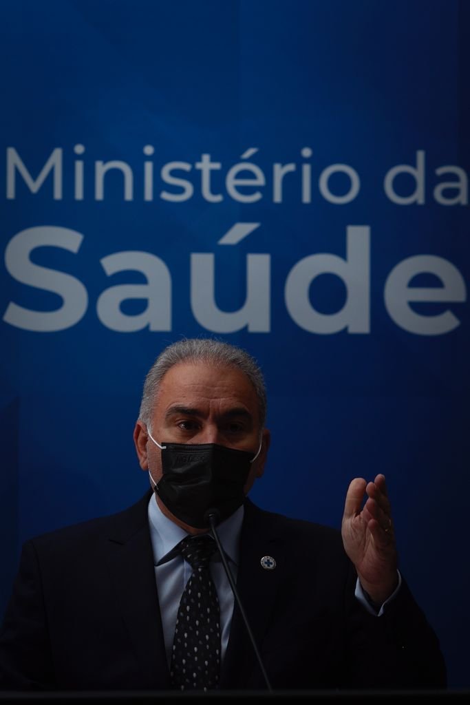 Ministro Marcelo Queiroga fala suspensao da vacina da Pfizer para adolescentes em coletiva de imprensa no ministério da saúde 4