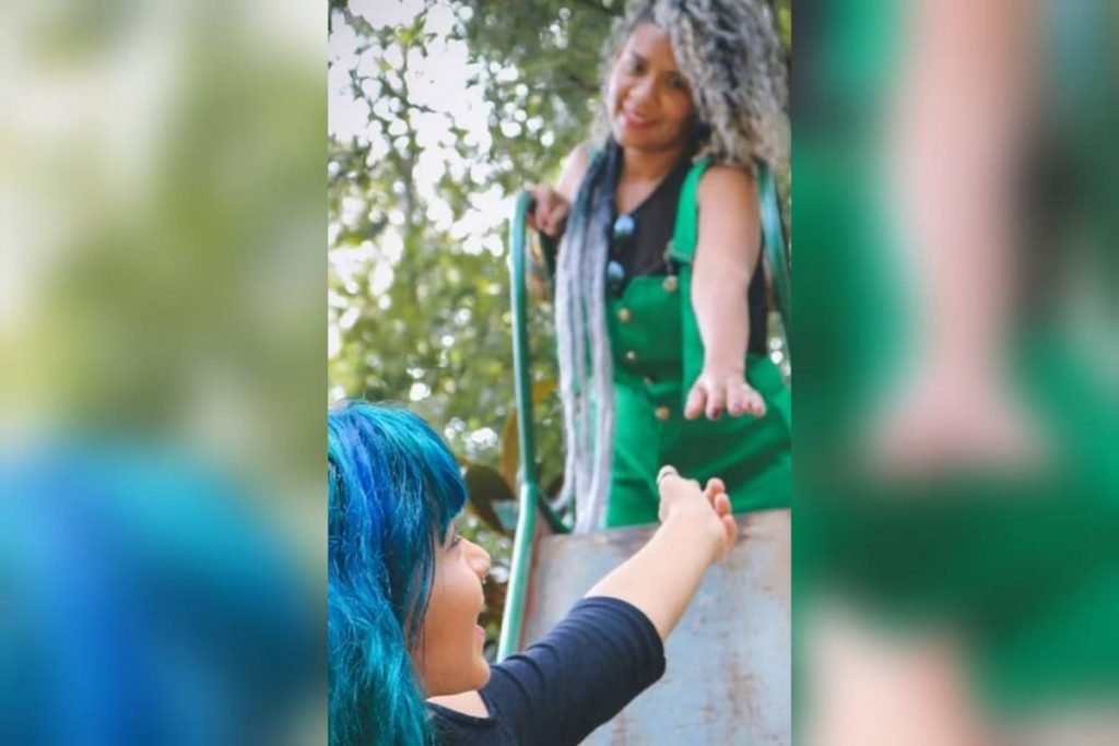 ariane bárbara, vítima de assassinato em goiânia, e a mãe eliane laureano