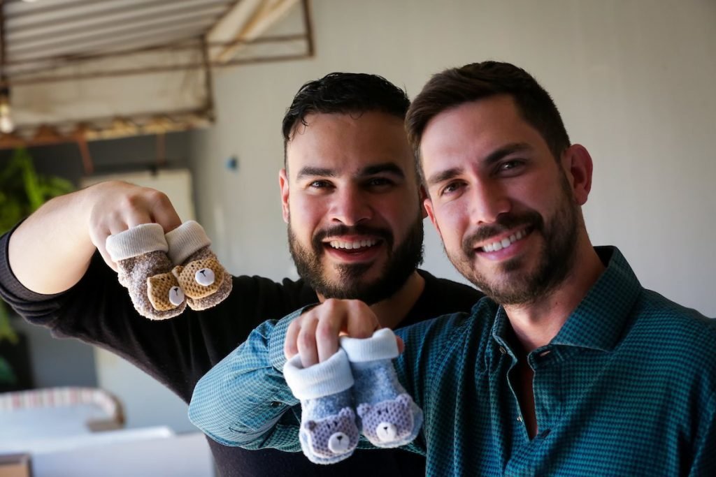 Casal Robert e Gustavo