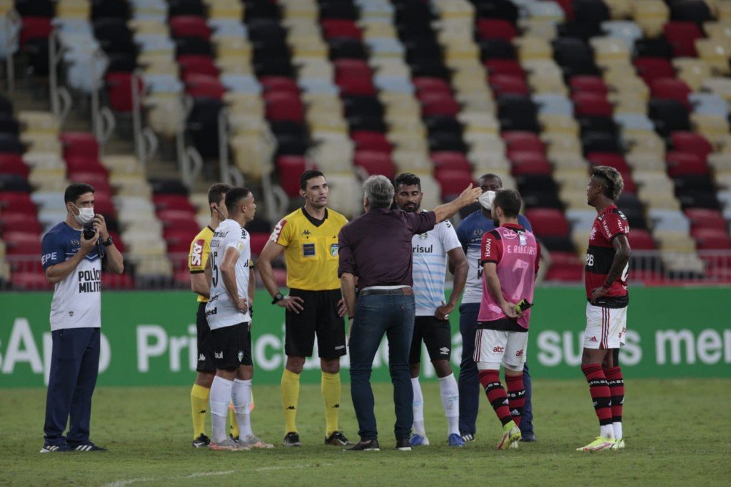 Flamengo x Grêmio no Maracanã, sem público, pela 21 rodada do Brasileirão